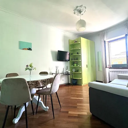 Domus Prestige Appartament Apartment Rome